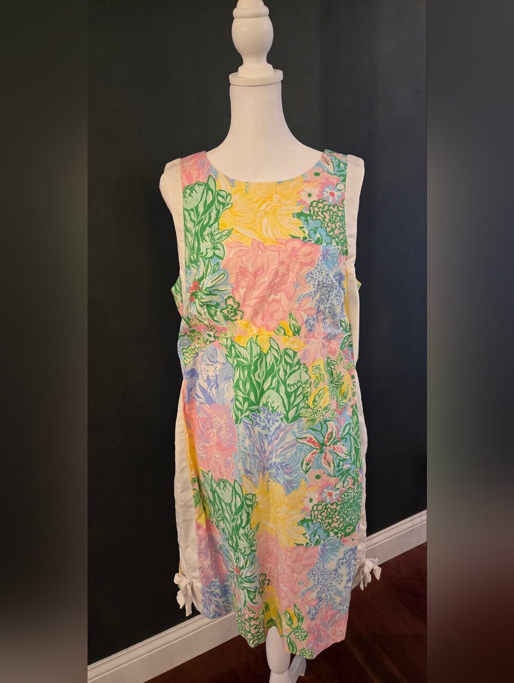 Lilly Pulitzer Pastel Floral Sleeveless Shift Dress Size 14
